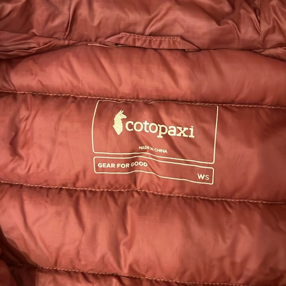 Cotopaxi Fuego Hooded Down Jacket - Picture 3 of 3